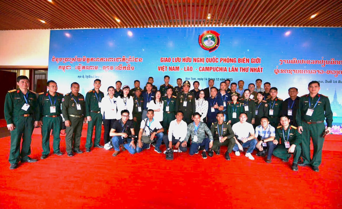 “Mat sang, long trong, but sac” trong thoi dai AI-Hinh-2