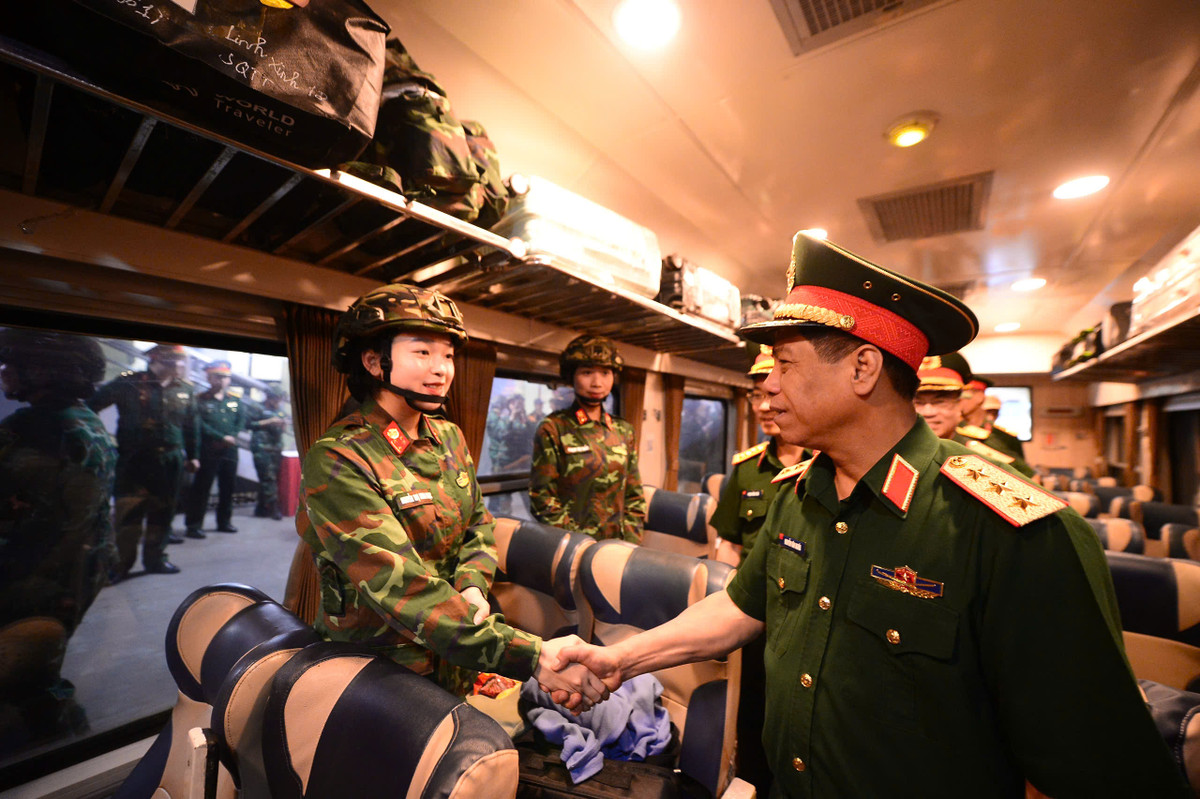 Thượng tướng Nguyễn Văn Nghĩa trước đó đã yêu cầu các cơ quan, đơn vị tính toán kỹ lưỡng việc hành quân cho bộ đội, kiểm tra tình trạng kỹ thuật phương tiện. Quá trình di chuyển quân, phải quản lý quân số chặt chẽ, công tác tổ chức đón tiếp tại các ga cũng như các địa điểm chuyển tiếp bằng đường bộ một cách chu đáo, trang trọng, an toàn và đúng thời gian hành trình.