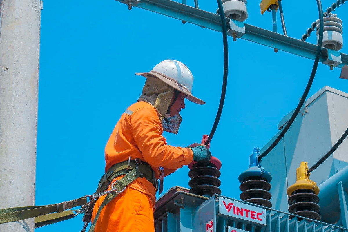 Tổng Công ty Điện lực TP Hà Nội đã có thông báo về lịch cắt điện trên toàn thành phố trong ngày 9/6. Độc giả nên nắm thông tin này để chủ động trong sinh hoạt, kinh doanh, sản xuất. 