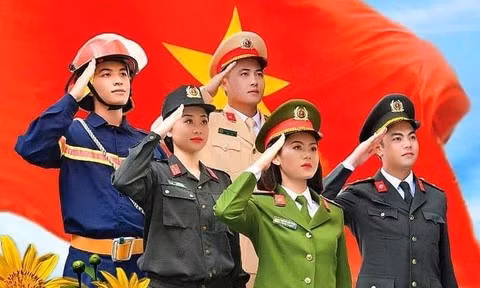 Quan ham cap tuong CAND: Giam doc TP thuoc T.U deo quan ham gi?