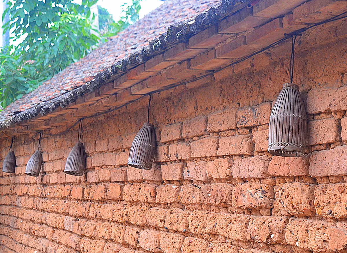 Ngoài ra còn có hệ thống đèn lấy ý tưởng từ những chiếc đó đánh cá.