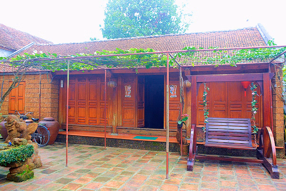 Kết cấu ngôi nhà cổ theo lối "nội tự ngoại khách".