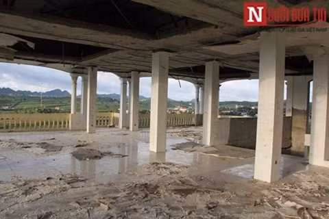 Nhiều người dân ở đây cho biết, từ khi bị bắt căn nhà ngừng hoạt động.... Ảnh: NĐT.