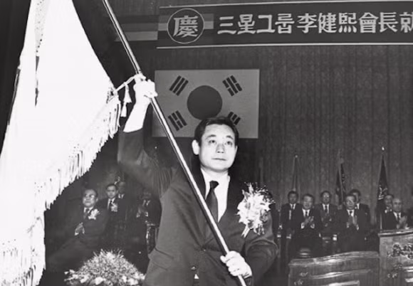 Khỏi cần nói thì ai cũng biết giờ Samsung lớn mạnh tới nhường nào