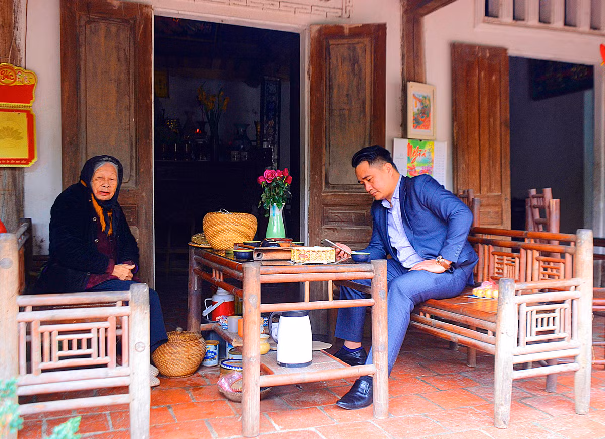 Theo bà Điền, ngôi nhà được xây dựng bằng vật liệu chính là gỗ.