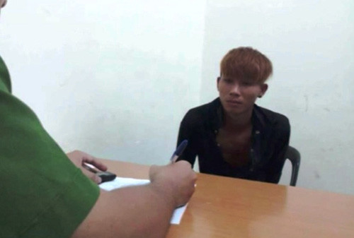 Một trong 2 tên cướp là Trần Ngọc Danh đang bị Công an quận Thủ Đức tạm giữ.