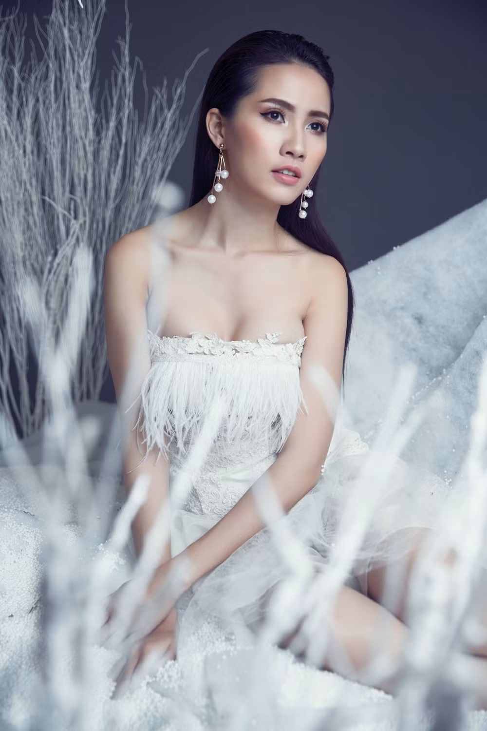 Mơ Phan xuất hiện trong nhiều bộ ảnh thời trang với thần thái, phong cách đa dạng. 