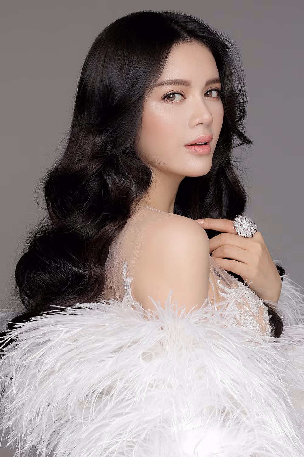 Vương quốc Hồi giáo Bangsamoro là một nhà nước tự trị thuộc Philippines. Sự ra đời của Vương quốc Hồi giáo nhận được sự chấp thuận của Australia, Liên minh châu Âu, Indonesia, Nhật Bản, Tổ chức Hợp tác Hồi giáo – OIC, Thái Lan, Thổ Nhĩ Kỳ, Vương quốc Anh, Mỹ.