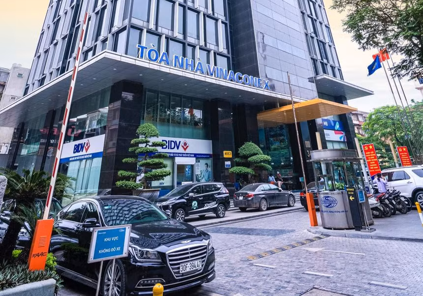 Làm KCN 6.300 tỷ, Vinaconex còn “ôm” dự án nào? Lam KCN 6.300 ty, Vinaconex con “om” du an nao?