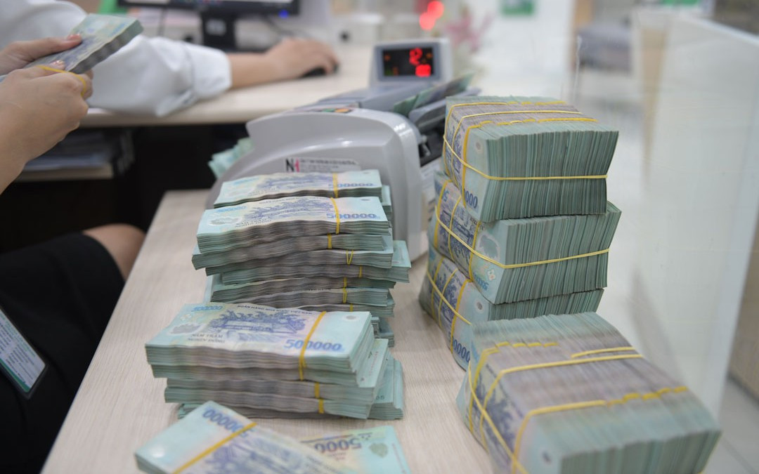 8,5 triệu gửi ngân hàng hơn 142 năm mới được 8,8 tỷ 8,5 trieu gui ngan hang hon 142 nam moi duoc 8,8 ty