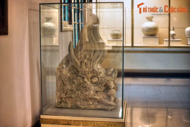 Đáng tiếc rằng hình tượng Si Vẫn thường bị nhầm lẫn với Rồng, và ý nghĩa sâu xa của linh vật độc đáo này không còn được nhiều người nhớ đến.