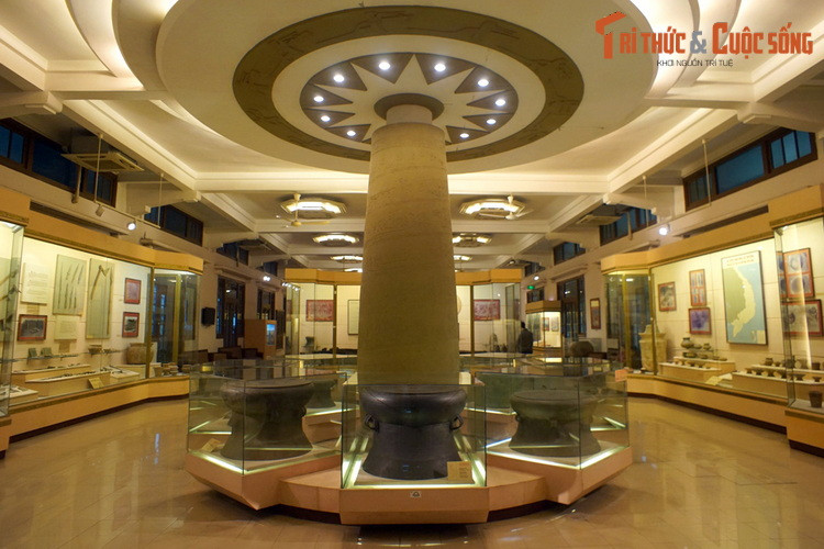 Tóm lại, chuyện về bộ lịch của người Việt cổ trên trống đồng Đông Sơn chỉ dừng lại ở một giả thuyết. Để xác định giả thuyết này chính xác hay không, cần tìm hiểu thêm nhiều điều về trống đồng và đời sống của cư dân thời Đông Sơn.