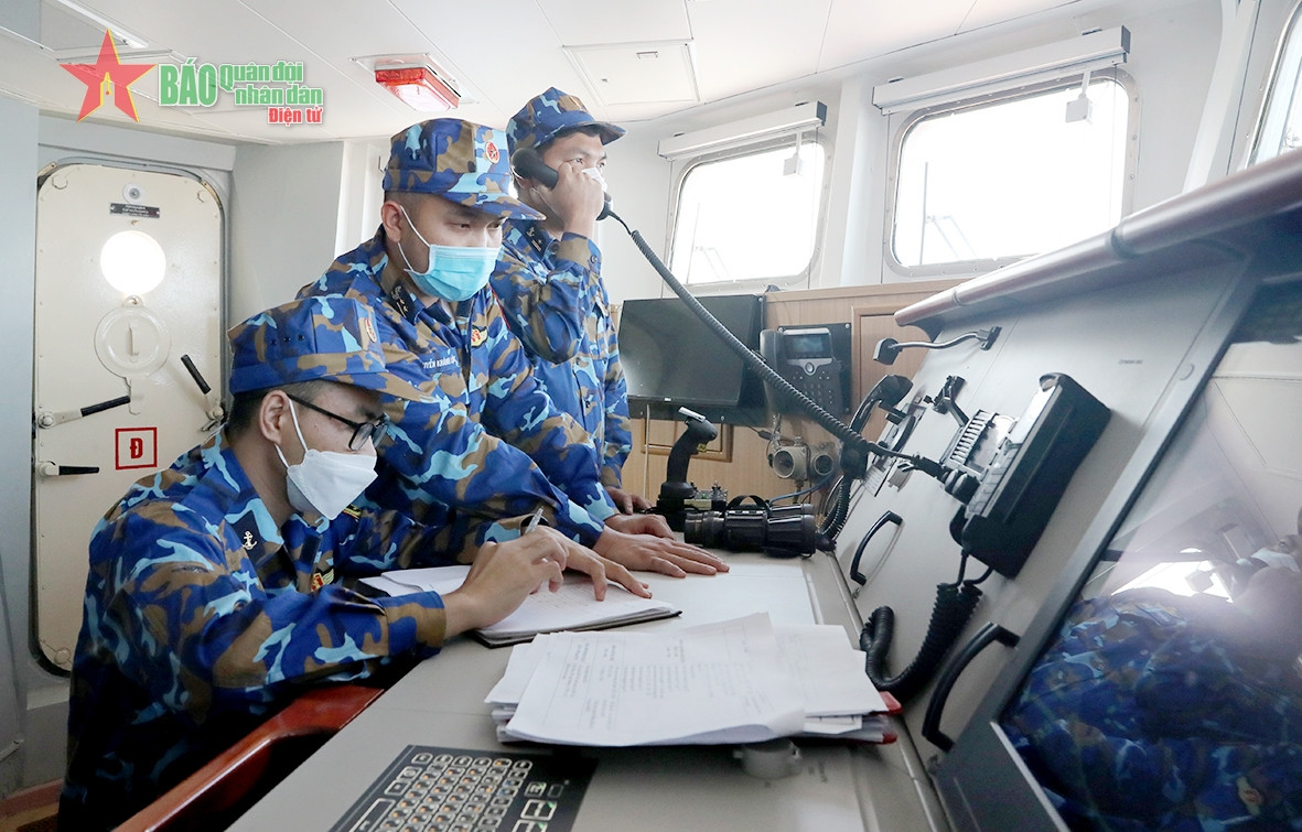 Xem chiến hạm Việt Nam diễn tập trên biển cùng hải quân các nước - Hình 9 Xem chien ham Viet Nam dien tap tren bien cung hai quan cac nuoc-Hinh-9