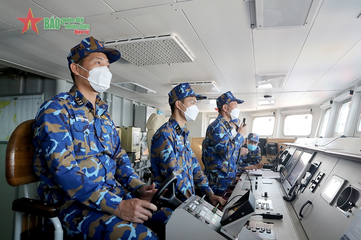 Xem chiến hạm Việt Nam diễn tập trên biển cùng hải quân các nước Xem chien ham Viet Nam dien tap tren bien cung hai quan cac nuoc