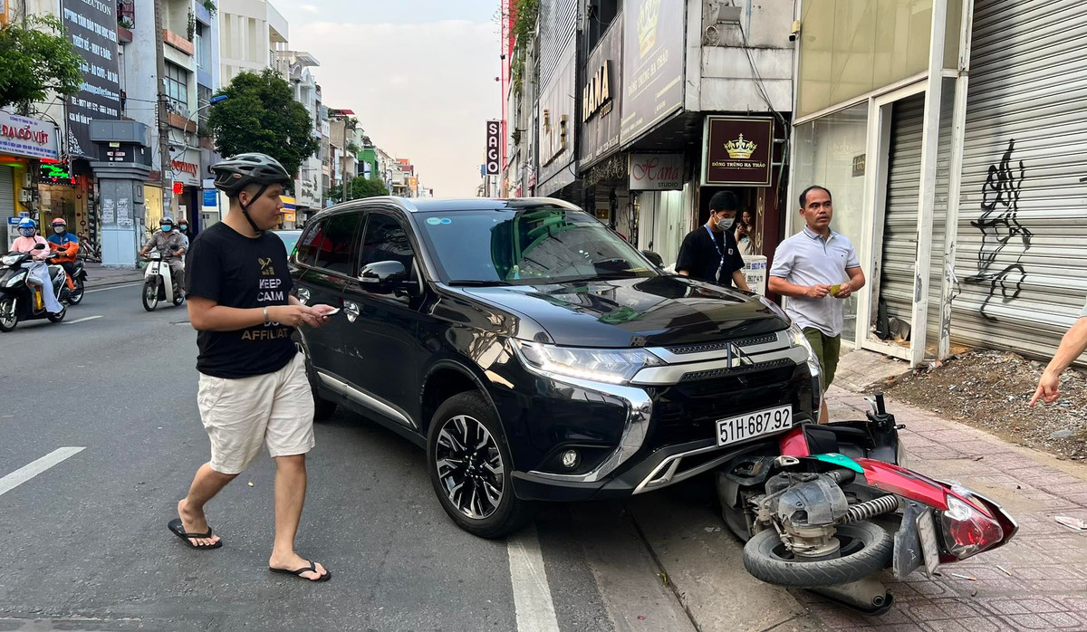 Video: Loi ke trung ta Cong an lai oto bat cuop