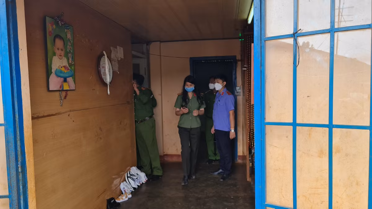 Vu giet vo phi tang o Lam Dong: Chong van dua 2 con ve ngoai an Tet va dam gio