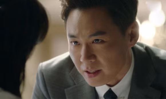 Chong cu dan con den lam loan dam cuoi, me chong moi 