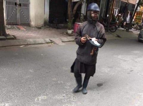 Cũng theo đại tá Dũng, hiện tại chỉ xác định nhóm "ăn xin mặt đen" đi xin tiền, không trộm cắp, đánh ai nên chưa có cơ sở để bắt. Tuy nhiên, cơ quan Công an đang theo dõi chặt chẽ nhóm này và khuyến cáo người dân cần cảnh giác khi phát hiện những đối tượng như vậy.