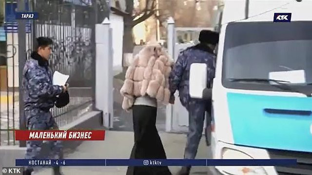 Thai phu quay lai benh vien 3 ngay sau sinh, nhan vien soc khi xem camera-Hinh-2