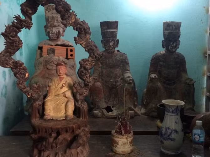 Trong thời kỳ chiến tranh, chùa Hoằng Phúc không những là nơi thờ tự đức Phật mà còn là chỗ cất giấu vũ khí, huấn luyện quân lương, tập kết hàng hóa của bộ đội ta. Vào năm 2010, nhằm đáp ứng nguyện vọng của đông đảo Phật tử và nhân dân, chùa được công nhận là Di tích lịch sử cấp tỉnh. Các bức tượng cổ và nhiều hiện vật quý hiếm nói trên đang được cơ quan chức năng bàn giao cho UBND xã Mỹ Thủy tạm giữ.