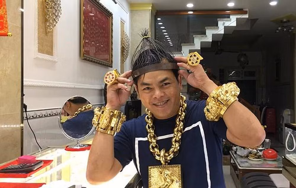 Chua chap ma tuy trai phep, Phuc XO “xoi” bao nam tu?