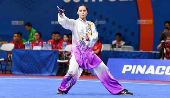 Agatha Chrystenzen Wong, 21 tuổi, gây tiếng vang lớn từ SEA Games 29, khi đoạt HCV nội dung thái cực quyền. Khuôn mặt xinh đẹp, đầy thần thái, đi kèm những động tác uyển chuyển của cô tạo ấn tượng mạnh với người xem. 