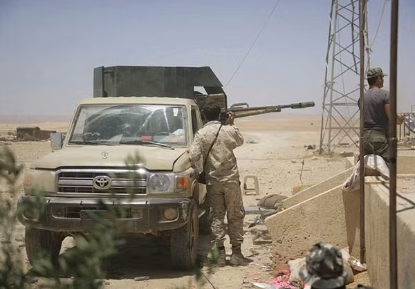 Anh: Quan Syria dai thang o Homs, chiem mo khi dot Arak-Hinh-6