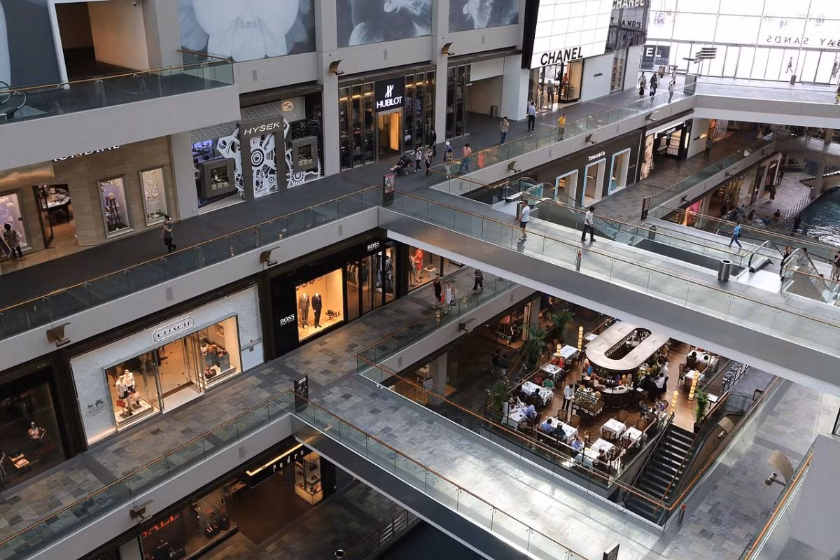 Marina Bay Sands được mở cửa vào năm 2010. Được biết, kinh phí để xây dựng công trình đắt đỏ này lên tới 5,7 tỷ USD. Ảnh: BI.