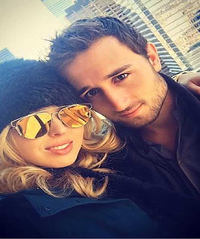 Một số người đồn đoán rằng Ross có thể chỉ lợi dụng Tiffany mà thôi. Ảnh: BA.