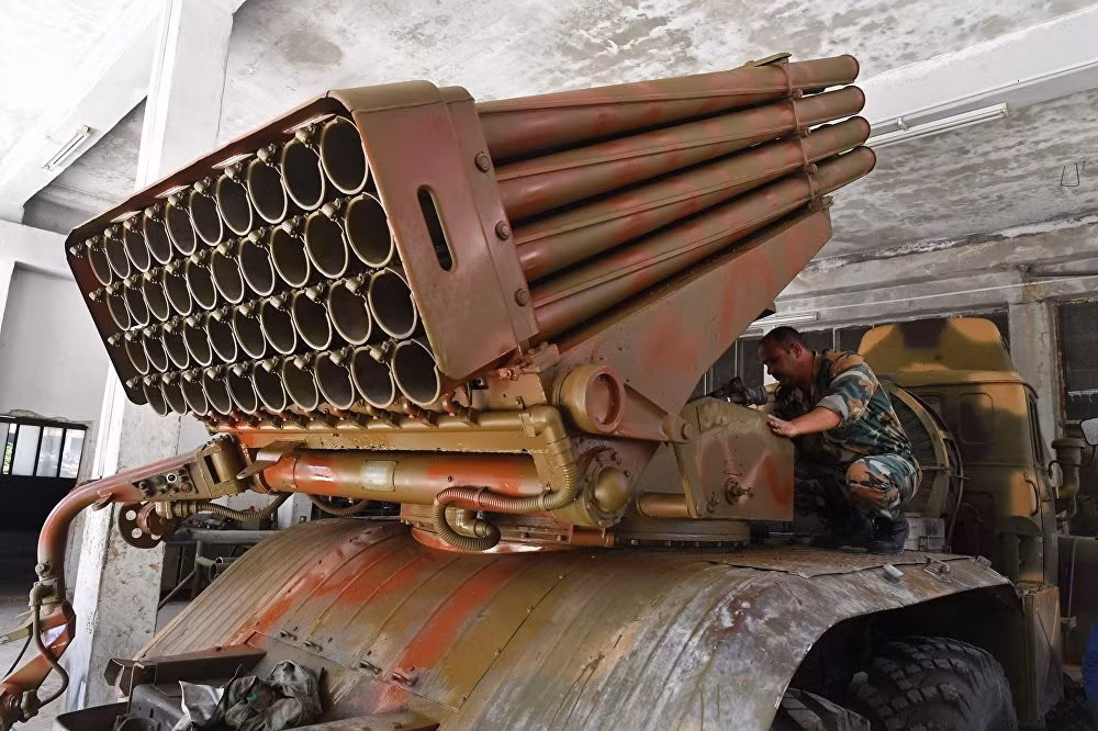 Dot nhap xuong sua chua vu khi cua quan doi Syria o Hama-Hinh-7