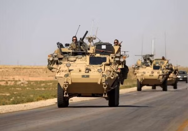 Trước đó, hồi tháng 3/2017, lực lượng chính phủ Syria đã phát hiện nhiều nơi ẩn náu của phiến quân IS chứa đầy vũ khí và đạn dược do Mỹ sản xuất ở tỉnh Aleppo. Ảnh FNA.