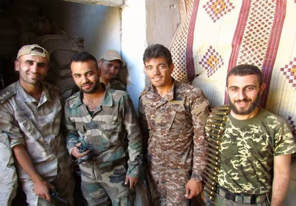 Tại khu vực phía đông nam Damascus, quân chính phủ Syria giải phóng khu vực Kharbat al-Qasab và những quả đồi chiến lược al-Rawabi, al-Sarikhi, Arinabeh, Beer al-Qasb và những khu vực xung quanh.