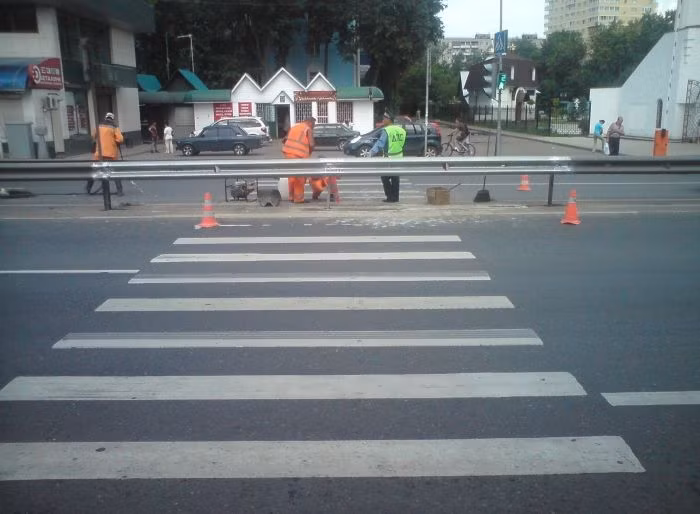 Ngo ngang kieu vach sang duong “doc di” chi co o Nga-Hinh-3