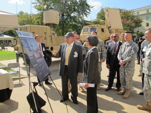 Radar Q-53 nằm trong chương trình phát triển của Lockheed Martin là một thế hệ radar mới có khả năng linh hoạt ngày càng cao trong việc thích ứng với những nhiệm vụ khác nhau.