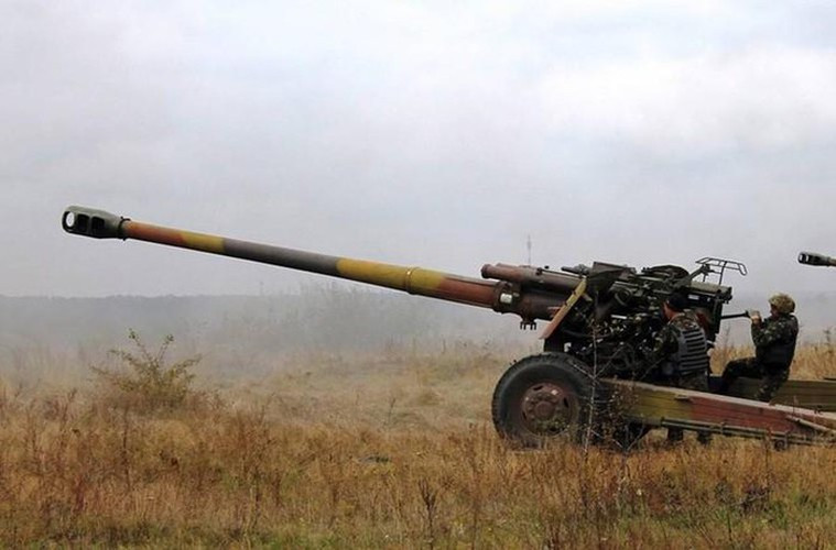 "Cụ thể, quân đội chính phủ Syria được báo cáo là đã tập trung tấn công các tay súng thánh chiến gần hai thành phố Al-Bara và Al-Fatira".