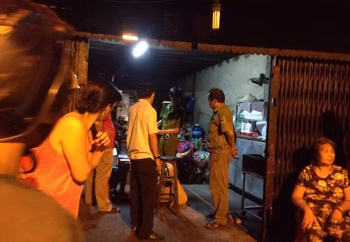 TP HCM: Con do truy sat gia dinh 4 nguoi trong dem