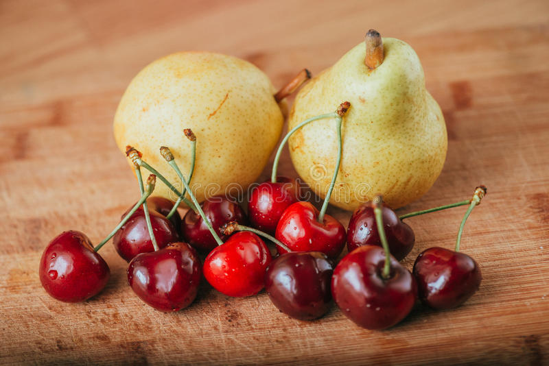 Những loại quả ở trên phổ biến trong cuộc sống hàng ngày, nhưng bạn không nên coi thường chúng, bởi vì những chất dinh dưỡng và lợi ích sức khỏe mà chúng mang lại. Ảnh: DT.