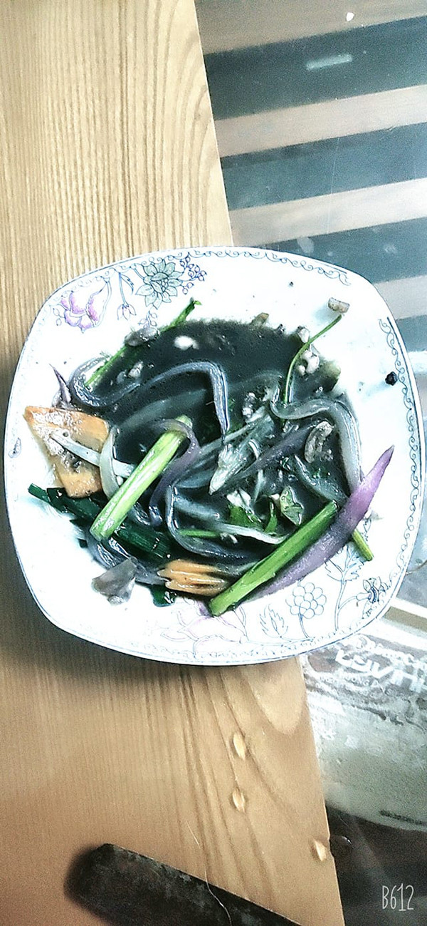 Thực vậy, nhiều chị em dành thời gian, tâm huyết chuẩn bị nguyên liệu, chế biến món ăn song thành phẩm lại không như ý.