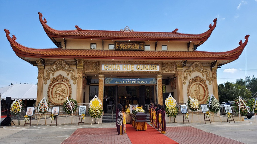 Hoai Phuong, Hoai Tam vinh biet nhac si Lam Phuong