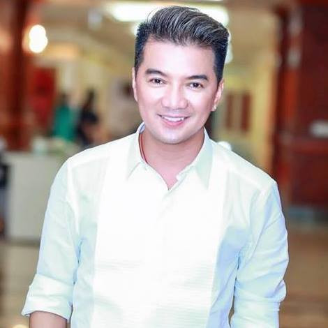 Dam Vinh Hung xay 15 can nha tu thien, ngung vinh vien keu goi quyen gop