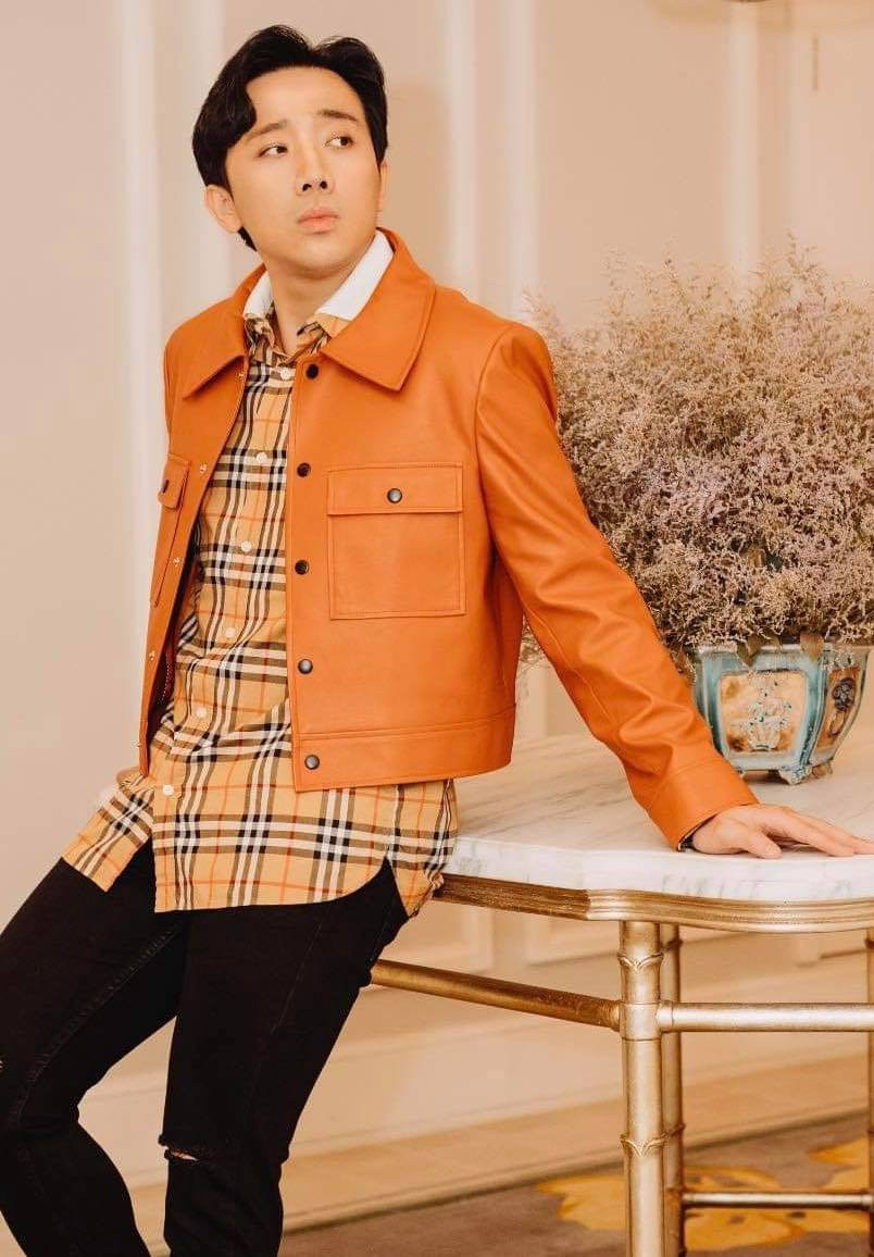 Về lùm xùm sao kê lần này dù còn những ý kiến trái chiều, song đông đảo fan vẫn dành sự tin yêu đối với MC Trấn Thành, bởi họ nhận thấy lòng tử tế ở anh.