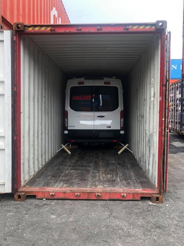 Xe cuu thuong Viet Huong mua tang ong Doan Ngoc Hai da ve VN-Hinh-2