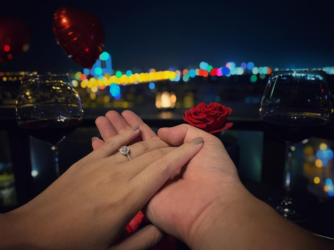 Thu Quynh lan dau dang anh ro mat nguoi yeu-Hinh-2