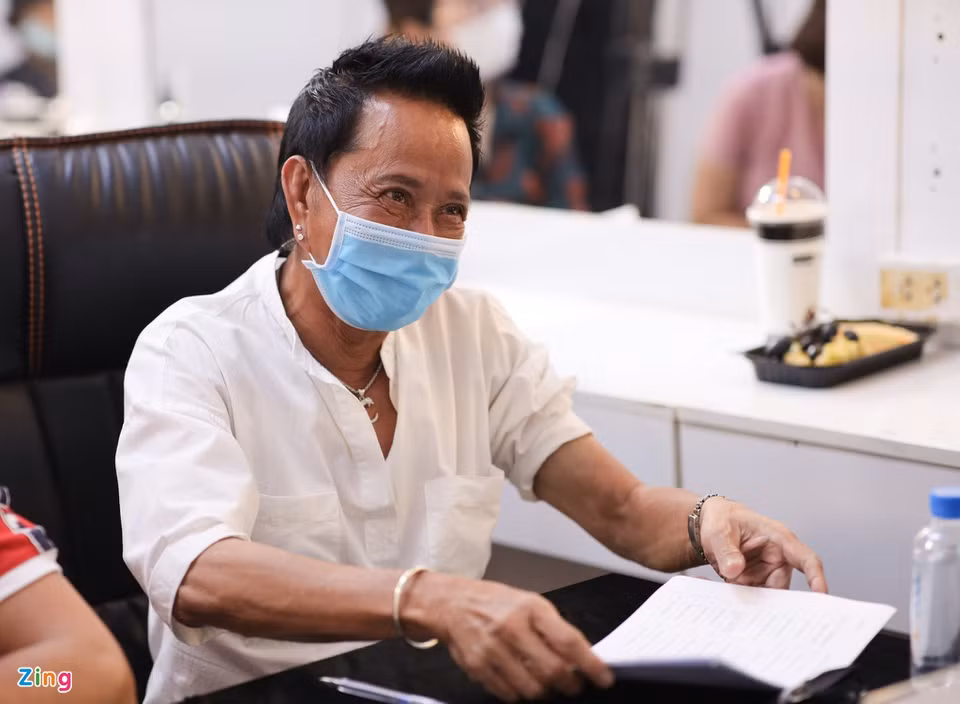 Ở vị trí giám khảo, nghệ sĩ hài Bảo Chung không chỉ lựa chọn thí sinh mà còn hướng dẫn họ về chuyên môn. Ngoài casting ở TP.HCM, chương trình còn tuyển sinh ở Cần Thơ. Tuy nhiên, trong tình hình COVID-19 diễn biến phức tạp, nhà sản xuất đang tiến hành họp báo để đưa ra phương thức tuyển sinh phù hợp.