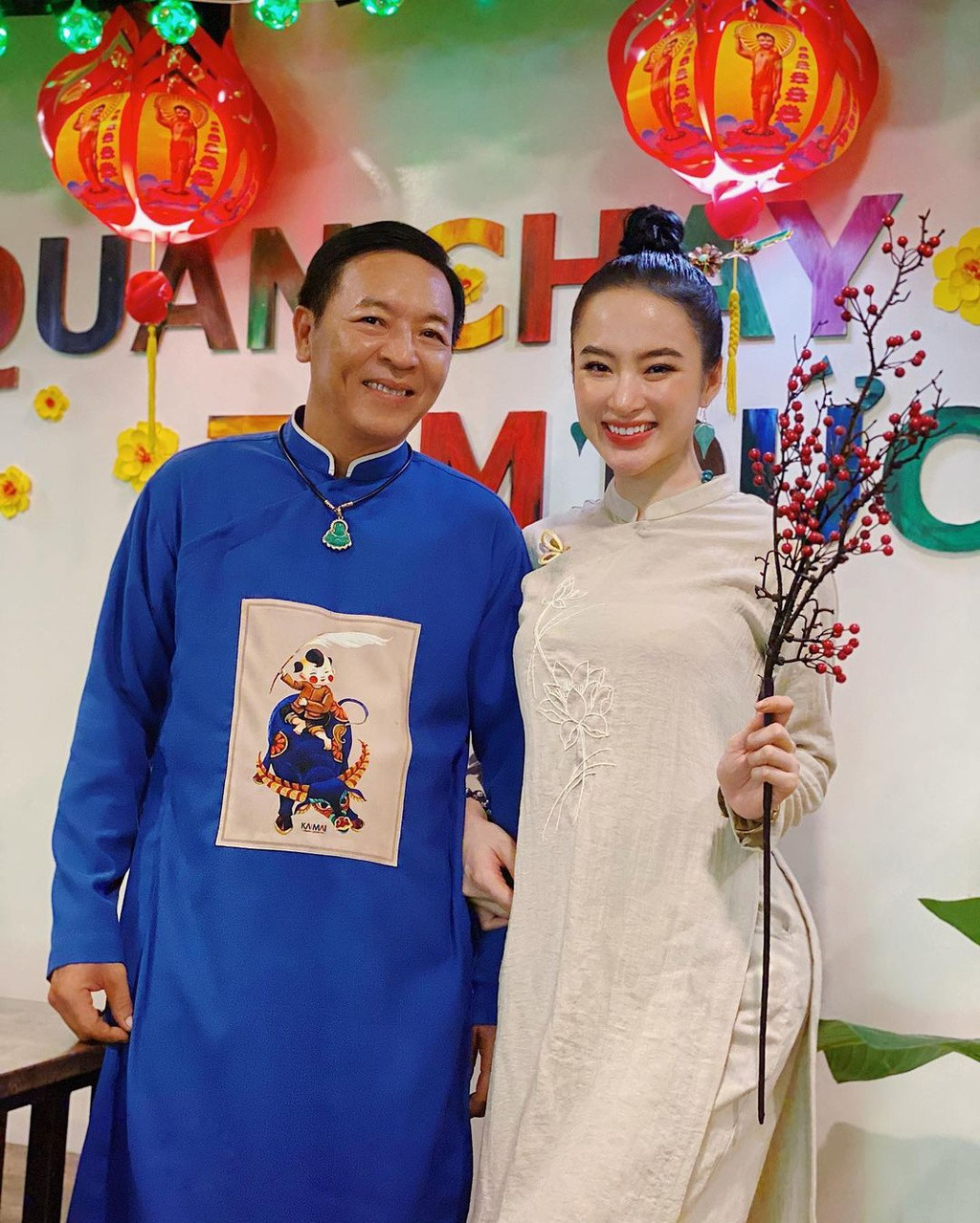 "Tâm sinh tướng" hay "ngày càng đẹp" là lời khen dân mạng dành cho diễn viên Angela Phương Trinh.