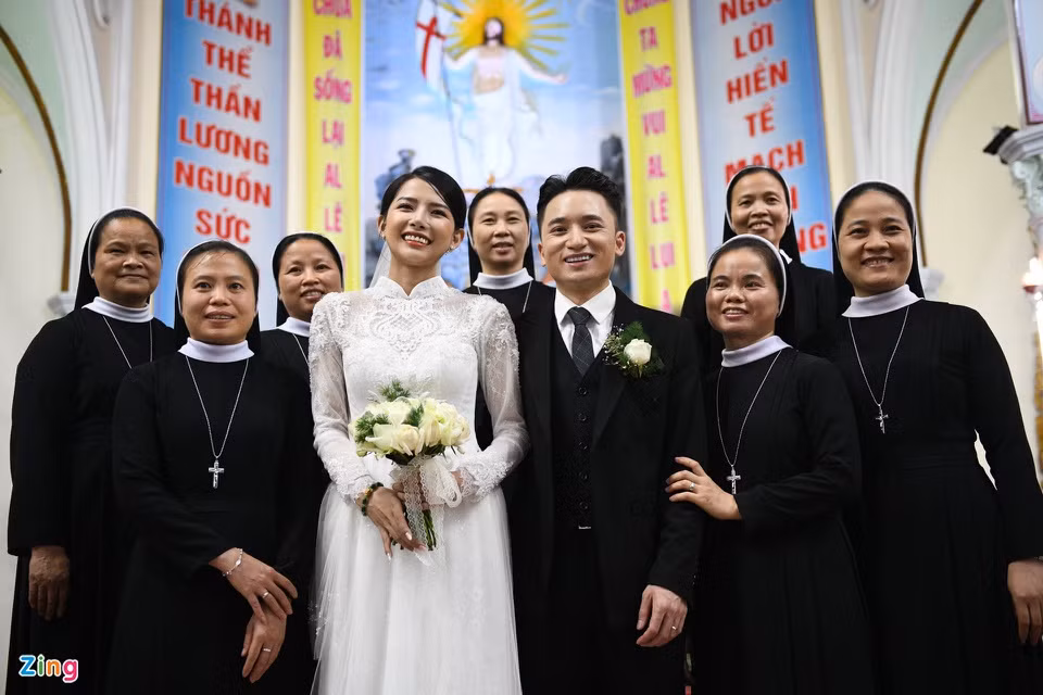 Nhan sac xinh dep cua vo Phan Manh Quynh