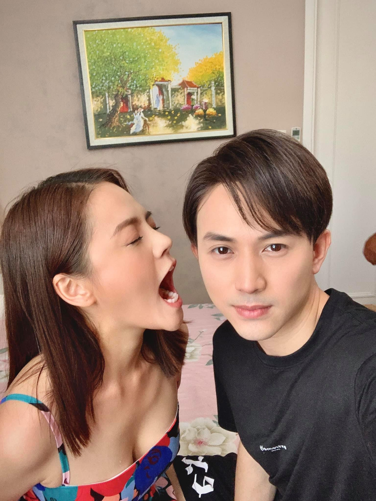 Hậu trường một số cảnh quay được các diễn viên chia sẻ.