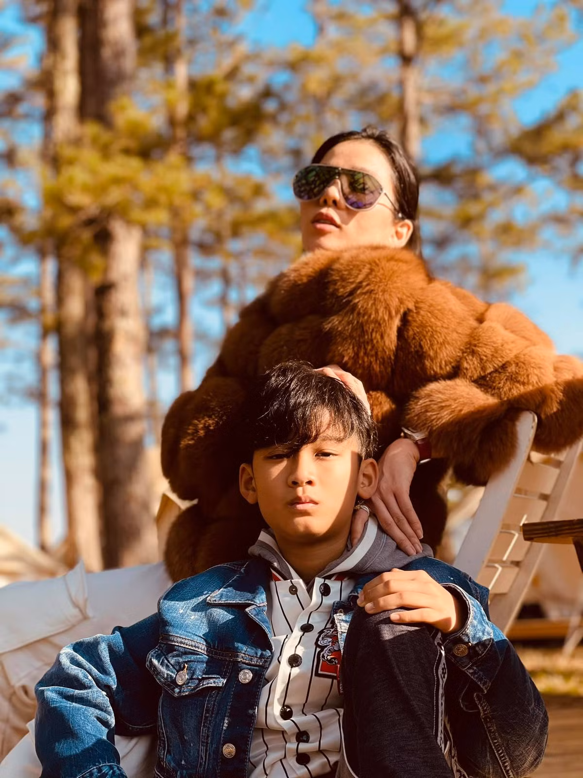 Trong chuyến đi, con trai của Lệ Quyên và chồng cũ Đức Huy - Kỳ Anh cũng có mặt.