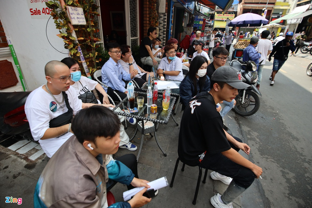 Vào ngày casting thứ nhất, nhiều rapper được chú ý trong cộng đồng như Obito, Blacka, Sóc Nâu, Pjpo... đã xuất hiện thử sức. "Mình thấy nhiều bạn rất hay nhưng vẫn phải ra về, mình bị loại cũng đúng vì không hay thật, nên bạn nào muốn thi thì phải có tinh thần tốt, không thì chỉ mất thời gian thôi", một thí sinh chia sẻ.