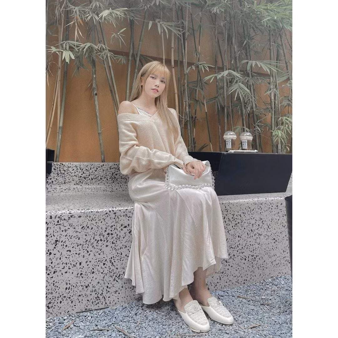 Ồn ào chuyện tình cảm của Thiều Bảo Trâm và Sơn Tùng kéo theo nhiều sao Việt vào cuộc.